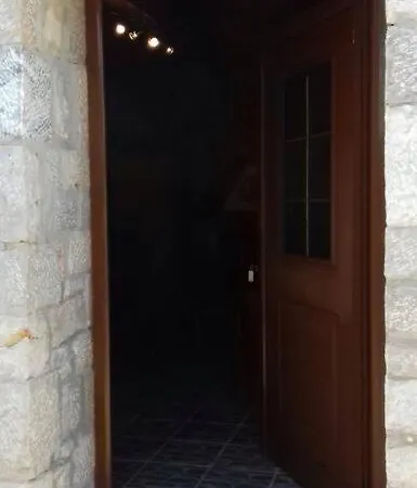 Aspa's Traditional House Apartment Dhidhima