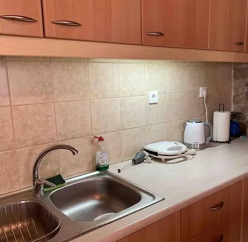 Aspa's Traditional House Apartment